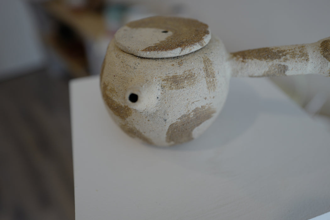 Textured Kyushu Teapot for One